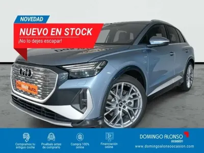 Usado Audi Q4 e-tron Ambiente 219 kW (299 CV) 2021 Azul SUV