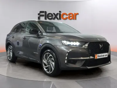 Usado DS Automobiles DS7 Crossback So Chic 130 CV (95 kW) 2019 Gris SUV