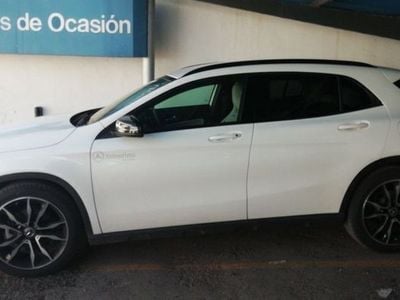 Mercedes GLA200