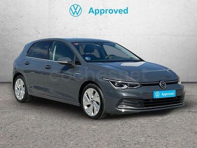 Usado VW Golf VIII Style 150 CV (110 kW) 2021 Gris / plata Berlina