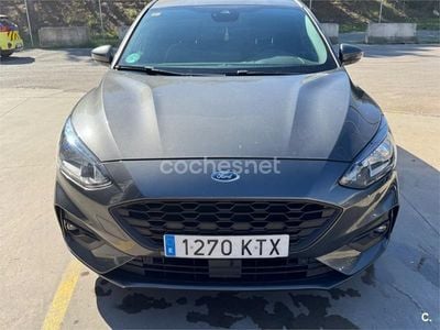 Usado Ford Focus ST-Line 125 CV (91 kW) 2019 Gris / plata Berlina