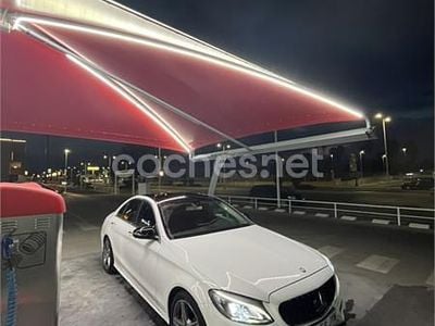 Blanco Usado 2017 Mercedes C220 AMG line Berlina | 19.100 € (Buen precio)