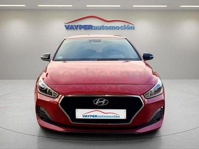 Rojo Usado 2018 Hyundai i30 Berlina | 14.900 € (Un poco caro)
