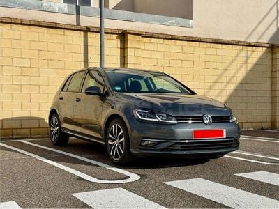 Gris / plata Usado 2018 VW Golf Sportline Berlina | 16.900 € (Precio justo)