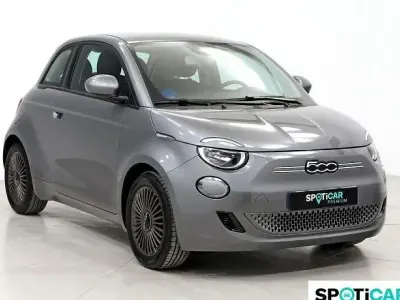 Usado Fiat 500e Action 69 kW (95 CV) 2022 Utilitario