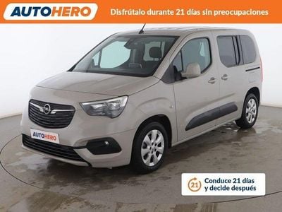 Usado Opel Combo Life Selective 110 CV (80 kW) 2020 Gris / plata Monovolumen
