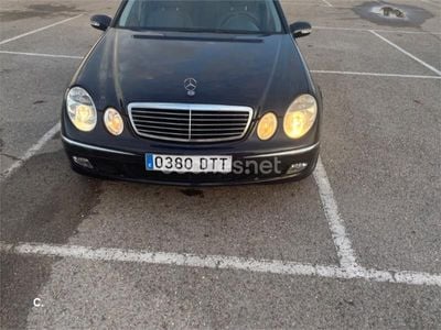 Mercedes E320
