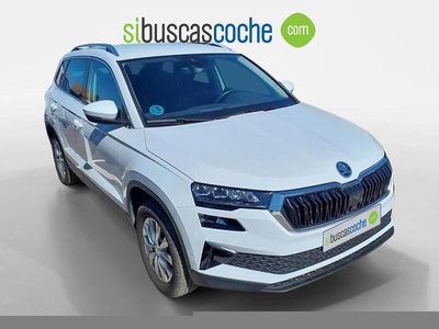 Usado Skoda Karoq Ambition 150 CV (110 kW) 2022 Blanco SUV