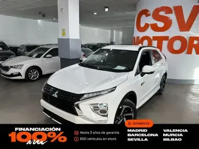 Usado Mitsubishi Eclipse Cross 188 CV (138 kW) 2023 Blanco SUV