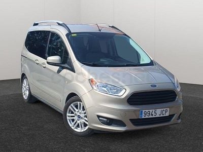 Usado Ford Tourneo Courier Trend 97 CV (71 kW) 2015 Blanco Monovolumen