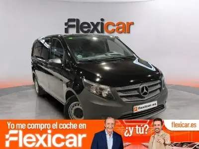 Usado Mercedes Vito 102 CV (75 kW) 2023 Negro Van