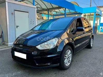 Usado Ford S-MAX Trend 140 CV (102 kW) 2008 Negro Monovolumen