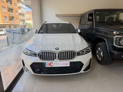 Usado BMW 318 150 CV (110 kW) 2024 Blanco Familiar