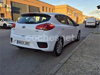 Usado Kia Ceed GT 90 CV (66 kW) 2016 Blanco Berlina