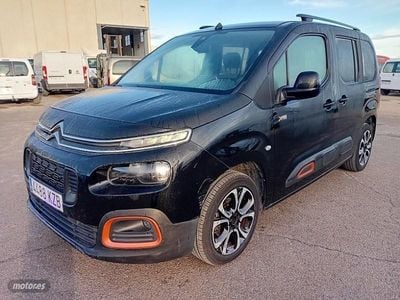 Usado Citroën Berlingo XTR 100 CV (73 kW) 2019 Negro Monovolumen