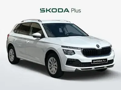 Usado Skoda Kamiq Selection 116 CV (85 kW) 2025 Blanco SUV