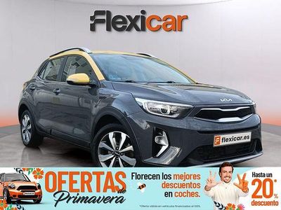 Usado Kia Stonic 120 CV (88 kW) 2021 Gris SUV