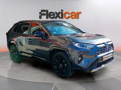 Usado Toyota RAV4 Hybrid Style 218 CV (160 kW) 2022 Gris SUV