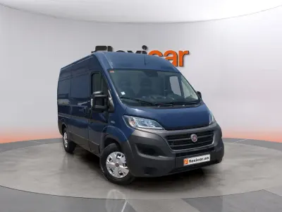 Usado Fiat Ducato 136 CV (100 kW) 2020 Gris Van