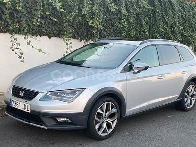 Usado Seat Leon 4Drive 184 CV (135 kW) 2015 Gris / plata Familiar