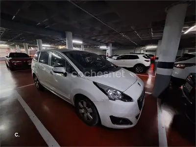 Usado Peugeot 5008