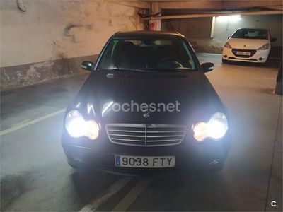 Azul Usado 2005 Mercedes C220 Classic Berlina | 5000 € (Caro)