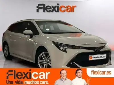 Begagnad Toyota Corolla Active 122 HK (89 kW) 2021 Vit