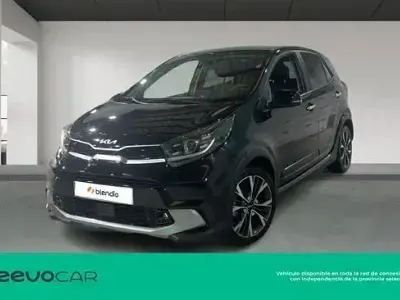 Usado Kia Picanto X-Line 100 CV (73 kW) 2023 Negro Utilitario