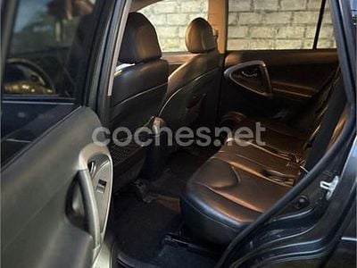 Usado Toyota RAV4 Premium 177 CV (130 kW) 2007 Gris / plata SUV