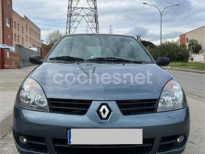 Usado Renault Clio II Authentique 60 CV (44 kW) 2007 Azul Berlina