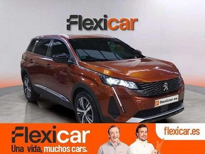 Usado Peugeot 5008 Allure 131 CV (96 kW) 2023 Marrón SUV