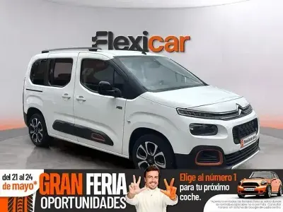 Käytetty Citroën Berlingo Feel 102 HP (75 kW) 2021 Valkoinen Tila-auto