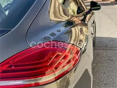 Usado Porsche Panamera Edition 300 CV (220 kW) 2015 Gris / plata Utilitario