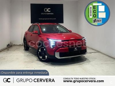 Rojo Nuevo 2025 Kia Stonic SUV | 24.490 € (Un poco caro)