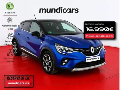 Usado Renault Captur Intens 101 HP (74 kW) 2020 Azul SUV