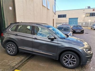 Usado VW Tiguan Advance 150 CV (110 kW) 2019 Gris / plata SUV