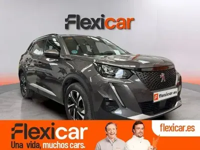 Usado Peugeot 2008 Allure 110 CV (80 kW) 2021 Gris SUV