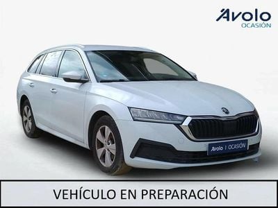 Usado Skoda Octavia Ambition 150 CV (110 kW) 2022 Familiar