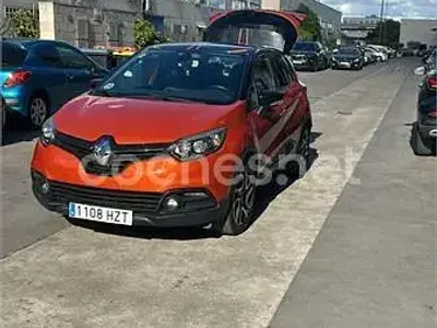 Usado Renault Captur Intens 90 CV (66 kW) 2014 Naranja SUV