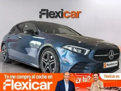 Usado Mercedes A180 116 CV (85 kW) 2021 Azul Berlina