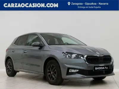 Usado Skoda Fabia Selection 115 CV (84 kW) 2025 Gris Utilitario
