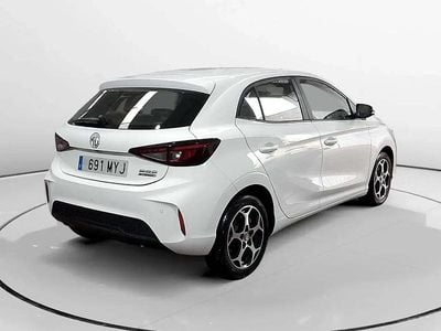 Używany MG MG3 Comfort 194 KM (142 kW) 2025 Biały Hatchback
