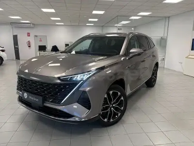 Nuevo MG MGS9 299 CV (219 kW) 2026 Beige SUV