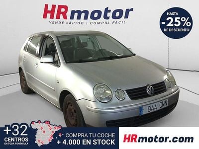 Usado VW Polo Highline 80 CV (58 kW) 2003 Gris / plata Berlina