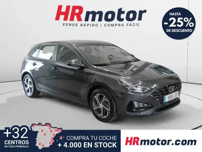 Käytetty Hyundai i30 116 HP (85 kW) 2021 Harmaa Sedan