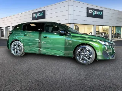 Usado Peugeot 308 Allure 130 CV (95 kW) 2022 Verde Berlina