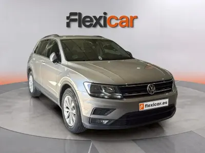 Usado VW Tiguan Advance 131 CV (96 kW) 2019 Beige SUV
