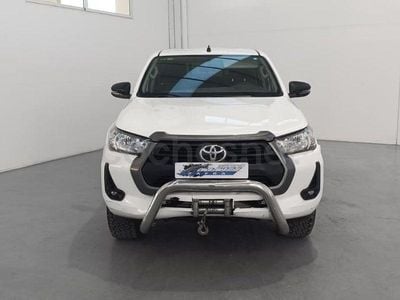 Usado Toyota HiLux 150 CV (110 kW) 2022 Blanco Pickup/Camioneta