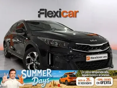 Usado Kia XCeed 100 CV (73 kW) 2024 Negro SUV