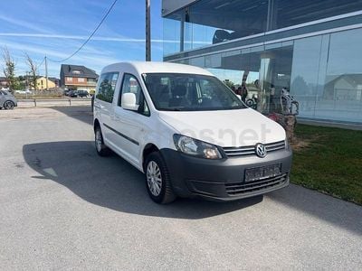 Usado VW Caddy Trendline 110 CV (80 kW) 2015 Blanco Monovolumen